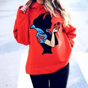 zara snow white hoodie